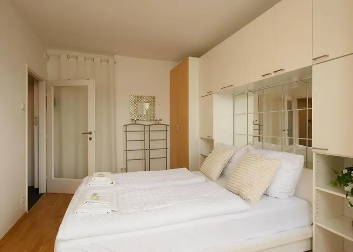 Family-friendly Cozy In Mariahilfer דירה *